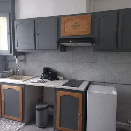 Les Logis Du Rempart Apartment Loches Bagian luar foto
