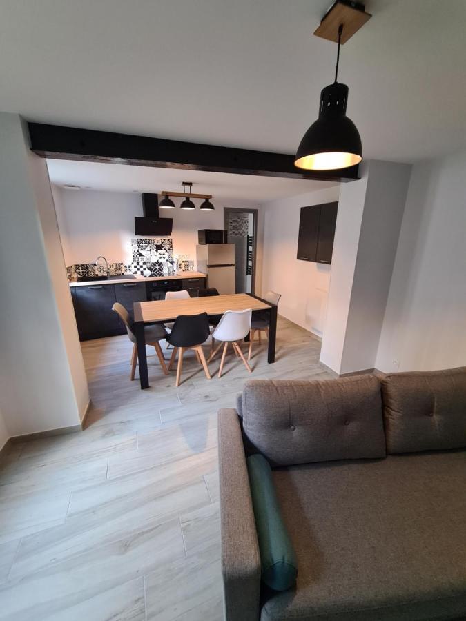Les Logis Du Rempart Apartment Loches Bagian luar foto