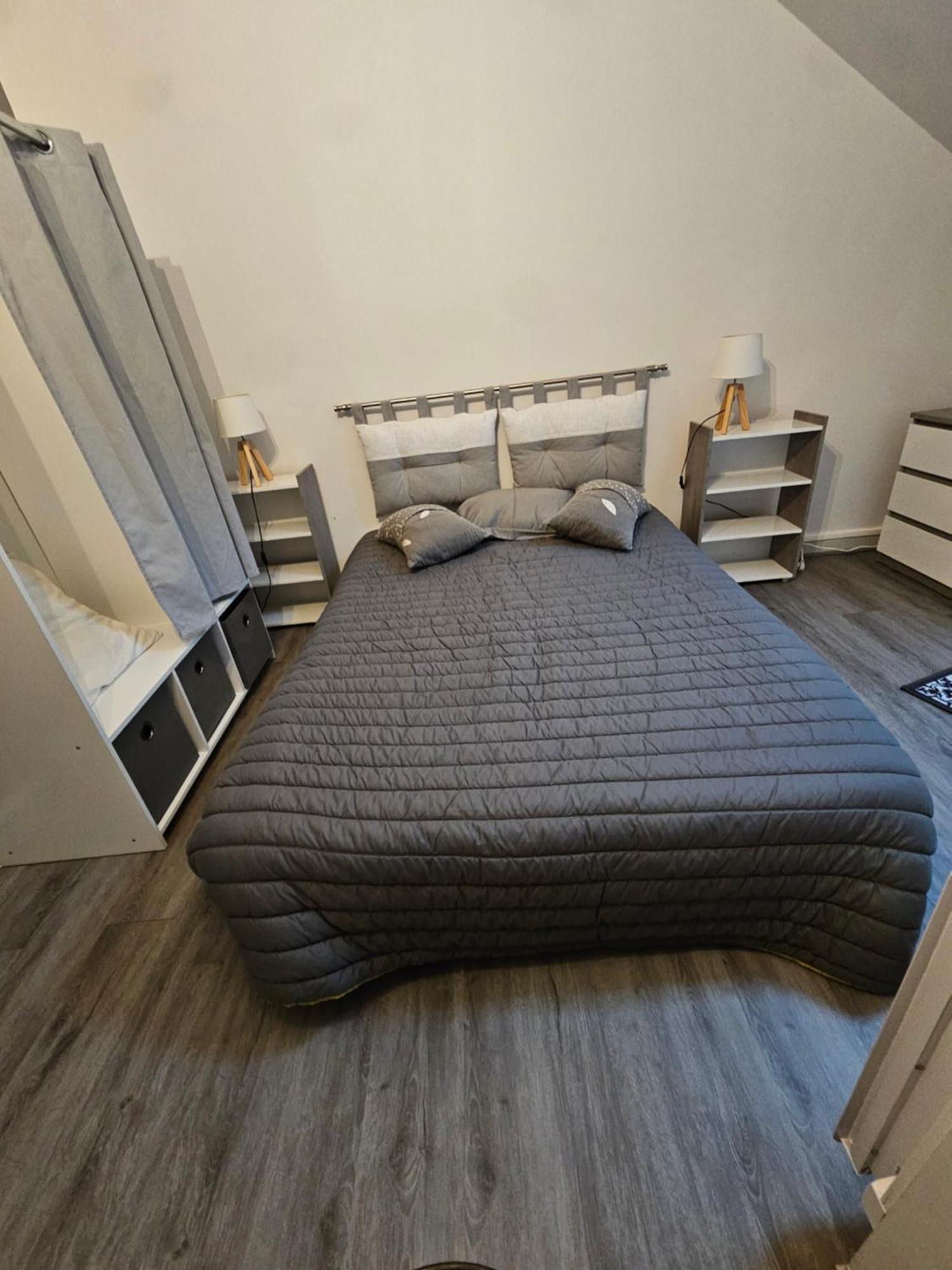 Les Logis Du Rempart Apartment Loches Bagian luar foto